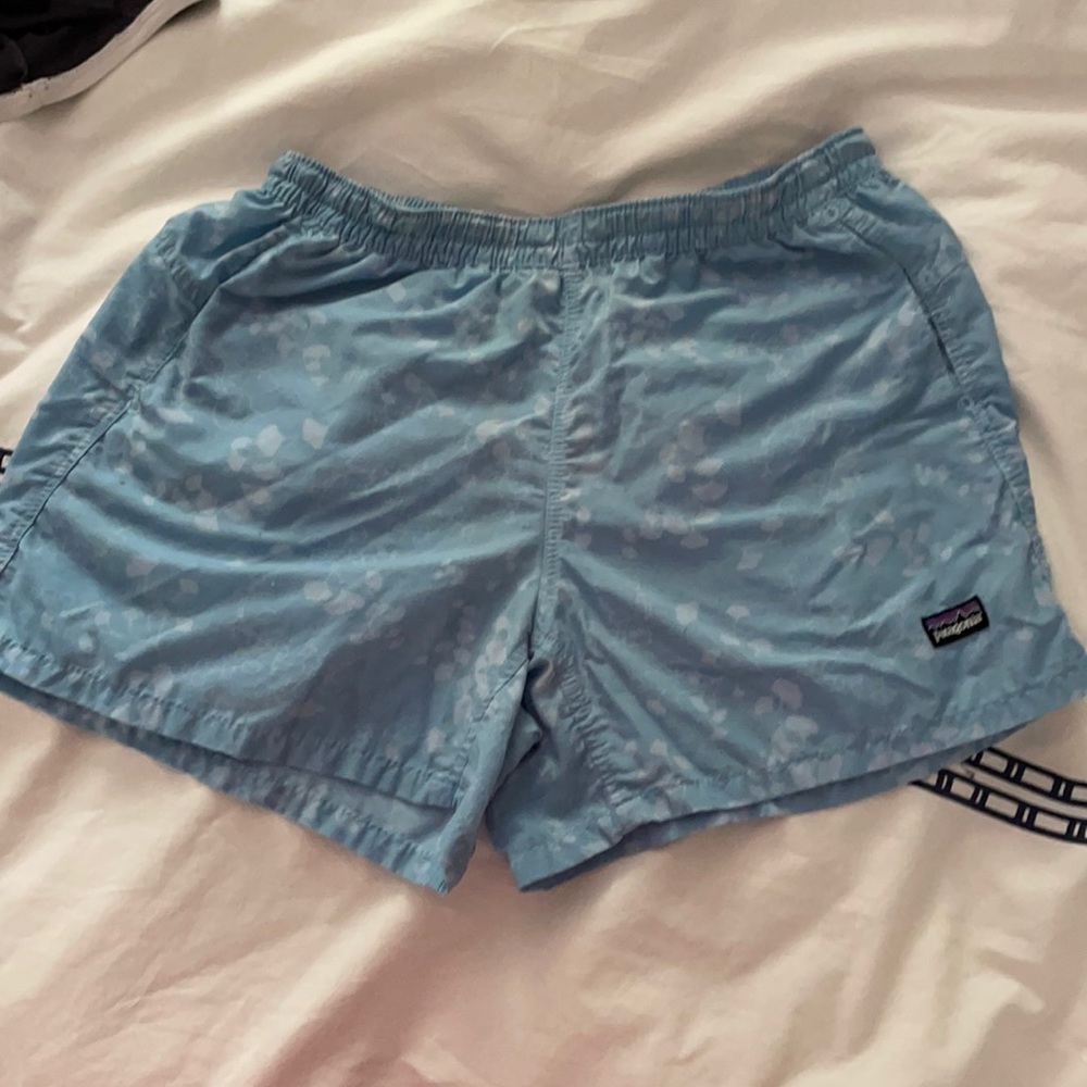 Patagonia running short with pockets tie top